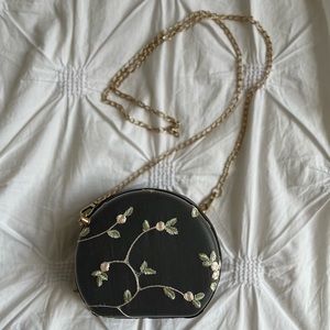 Floral-Embroidered Shoulder Chain Bag